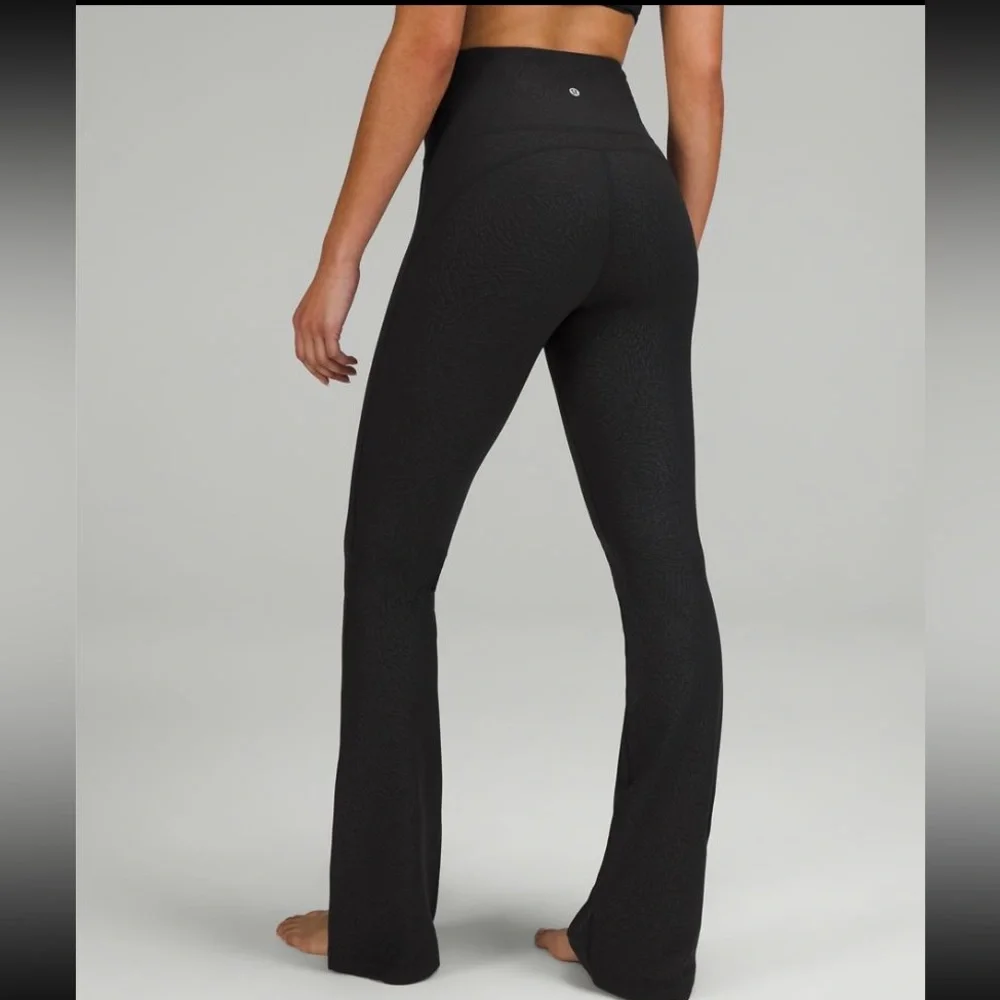Lululemon 14 Groove Super-High-Rise Flare Pants - Picture 3 of 13